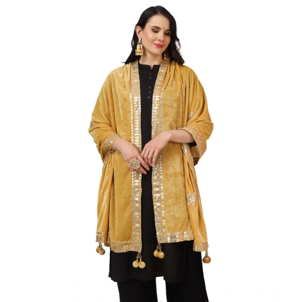 Women's Velvet Gotta Patti Dupatta (Yellow, Length: 2.25 to 2.50 Mtr) - Image 3