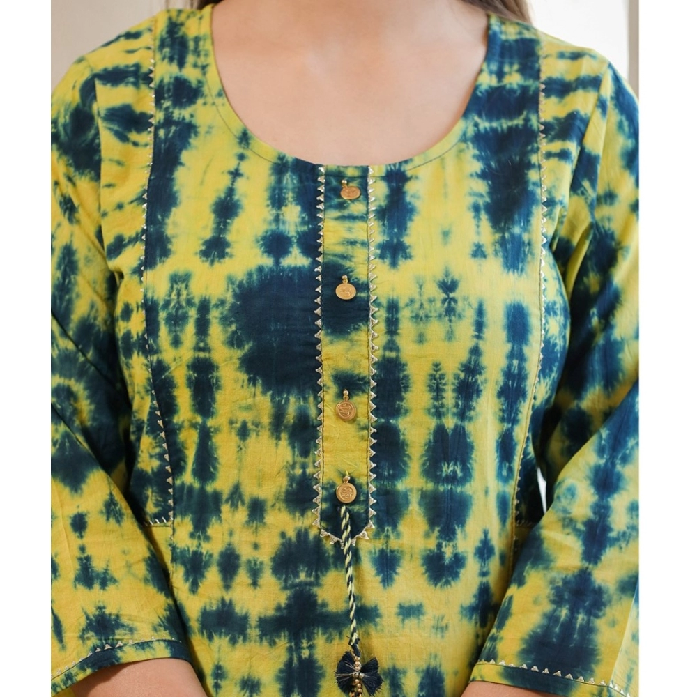 Women's Cotton Dyed 3/4 Sleeve Round Neck Kurti (Green) - Image 2