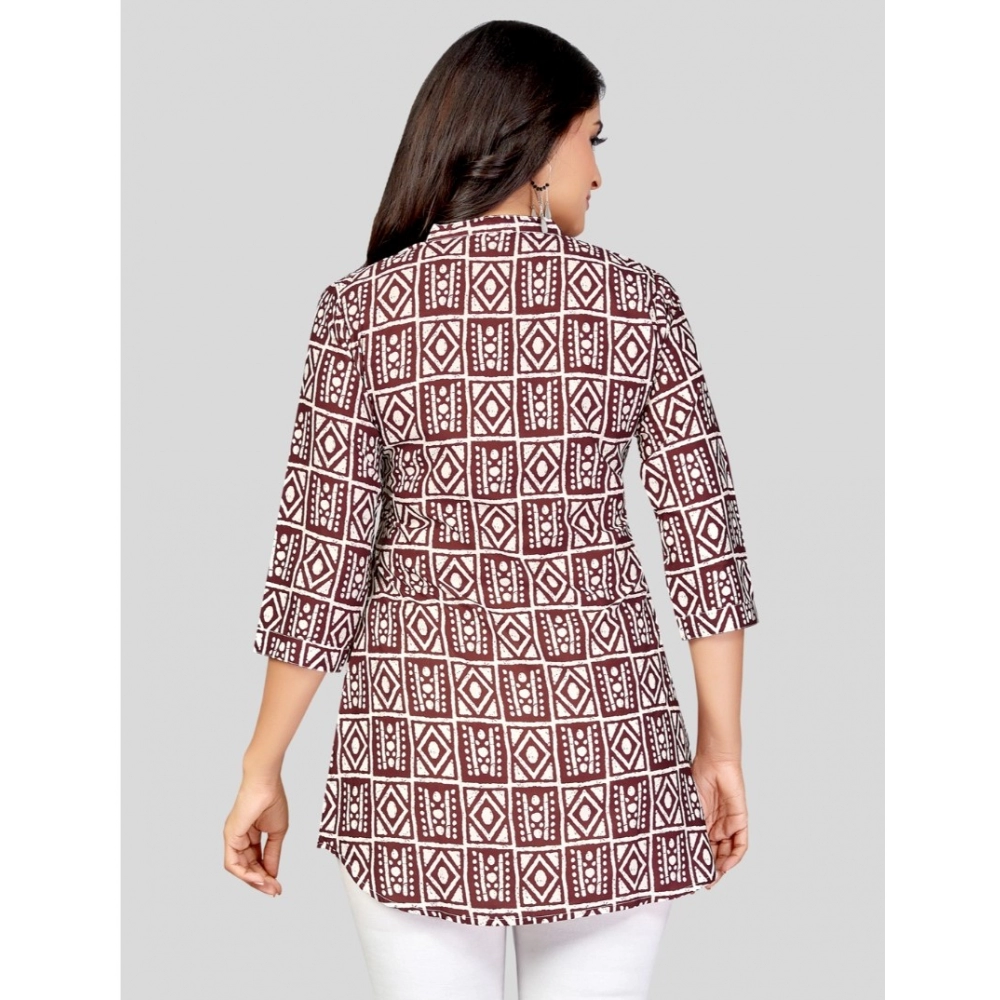 Women's Poly Crepe Mandarin Collar 3/4 Sleeves Short Top (Maroon) - Image 6