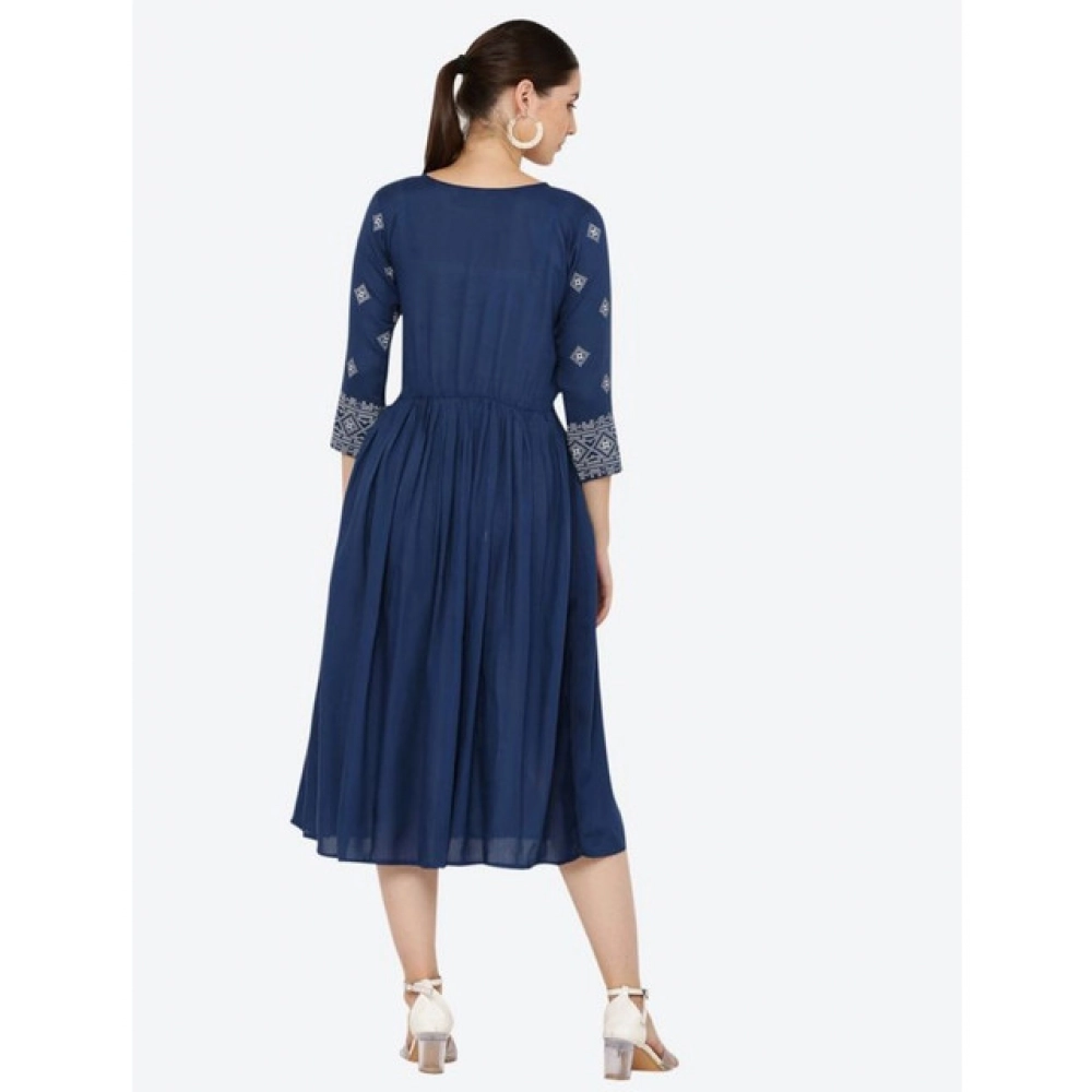 Women's Casual Rayon 3-4th Sleeves Kurti (Blue) - Image 4