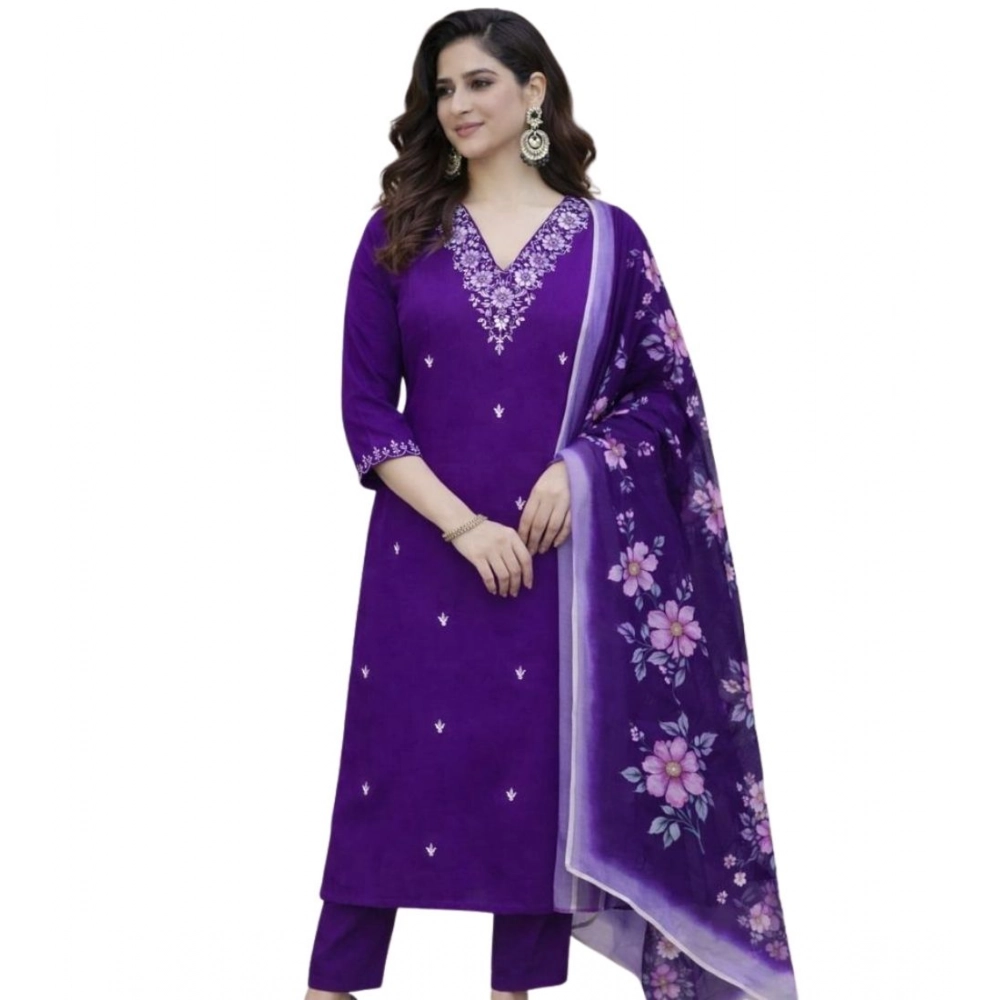 Women's Chanderi Silk Ethnic Motif V-Neck 3/4th Sleeve Kurti With Pant Dupatta Set (Purple) - Image 5