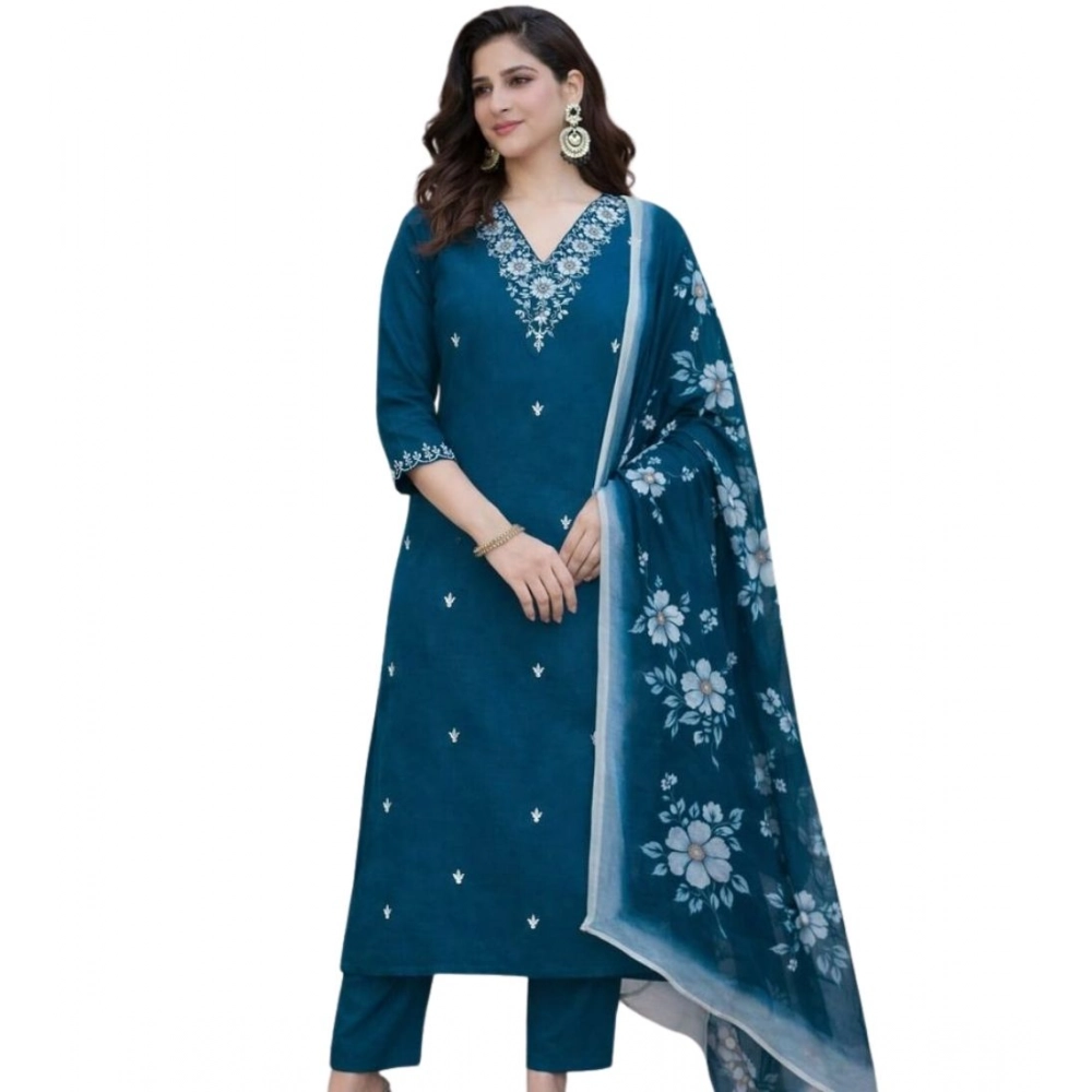 Women's Chanderi Silk Ethnic Motif V-Neck 3/4th Sleeve Kurti With Pant Dupatta Set (Teal) - Image 3